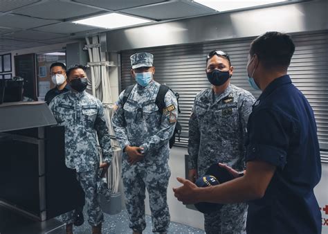 U.S. Coast Guard concludes training with Philippine maritime agencies ...