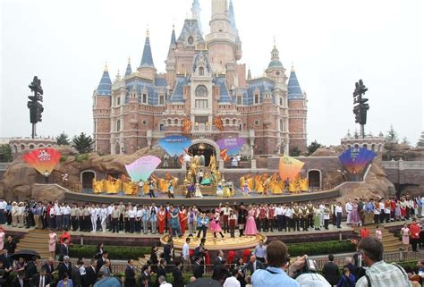 Shanghai DisneyLand: 7 things we know about Disney's Biggest Resort - INFORMATION NIGERIA