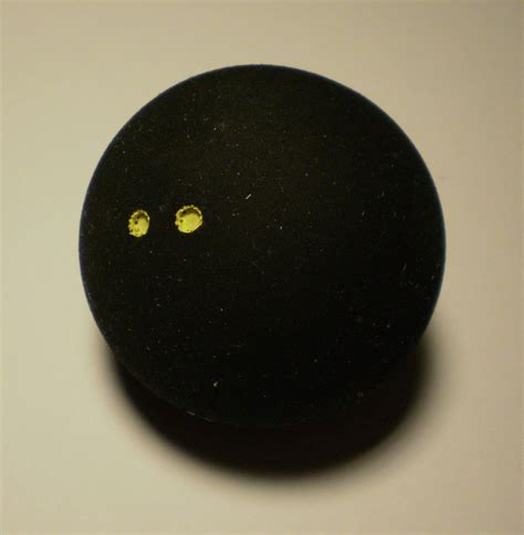 File:Squash Ball Dunlop Revelation Pro 2.jpg - Wikimedia Commons