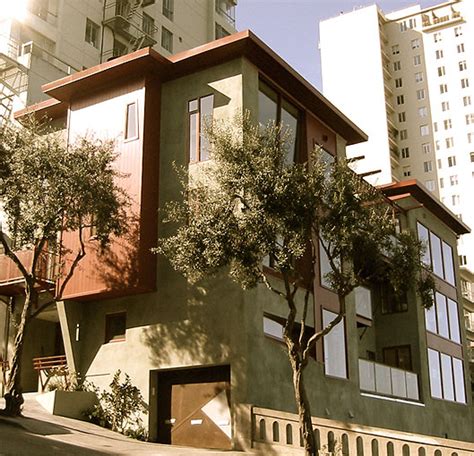 Russian Hill Apartments