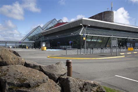 Foreign airlines eat into the market share of Icelandic airlines at ...