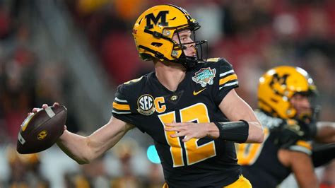 Missouri quarterback Brady Cook to start vs. Memphis, source says - ESPN