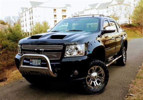 Black Ops Inspired Custom Lifted Chevy Avalanche 4 x 4 - 3GNTKFE74CG127003