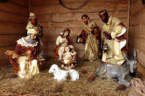 Free Images : statue, decor, christmas decoration, manger, bethlehem, christmas eve, nativity ...