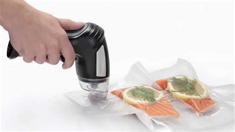 How to Use a Vacuum Sealer: Step-By-Step Guide and 10 Ideas