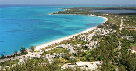 San Salvador Bahamas Guide - Landing site of Christopher Columbus