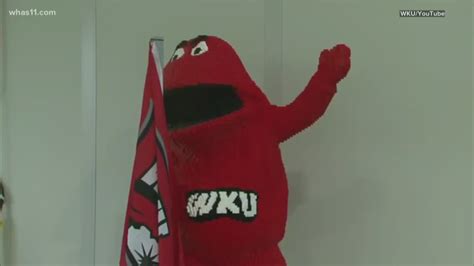 WKU engineers build life-sized Lego Big red mascot | whas11.com