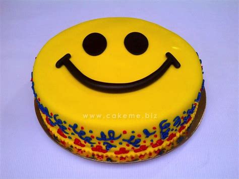 Carita feliz Emoji Cake, Pumpkin Cake, Cake Decorating Techniques, Savoury Cake, Candied ...
