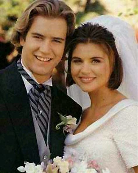 Saved by the bell Zach and Kelly wed | Tv weddings | Pinterest | Le'veon bell and The o'jays