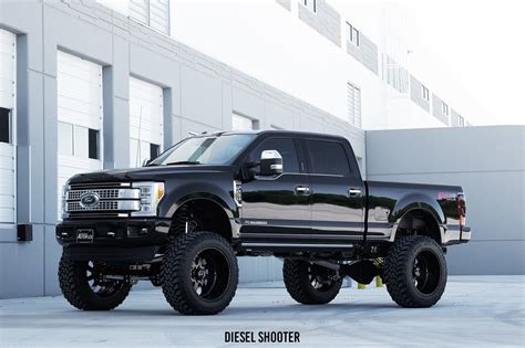 2024 Ford F250 Black - Rora Wallie