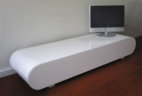 Minimalist TV Stands and Dressers from RKNL - DigsDigs