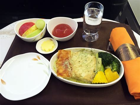 Flight Review: Eva Air Business Class 747-400 Manila to Taipei