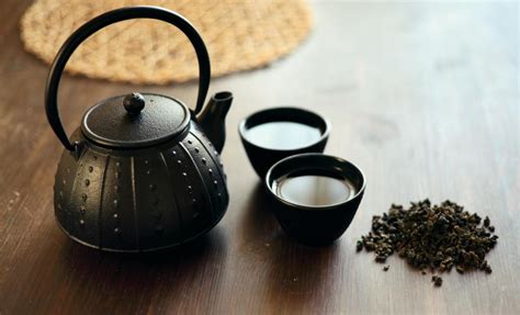 What is Diuretic Tea? (with pictures)