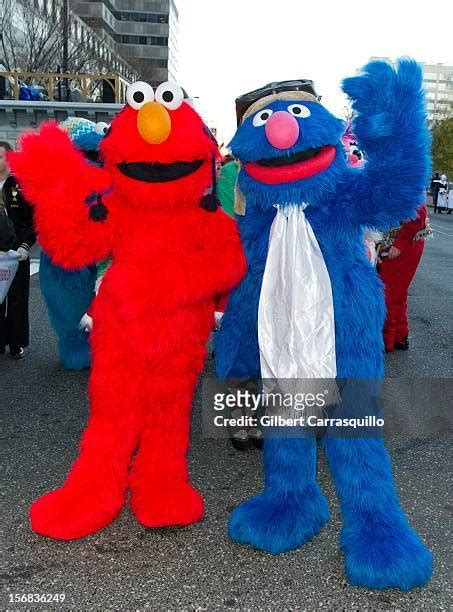 320 Elmo Grover Photos & High Res Pictures - Getty Images