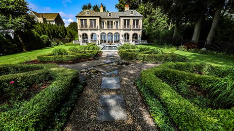 Terraces and balconies make $3M Grosse Pointe Shores mansion special