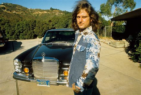 Roger McGuinn of The Byrds poses for a portrait in front of his... | Roger mcguinn, Like a ...