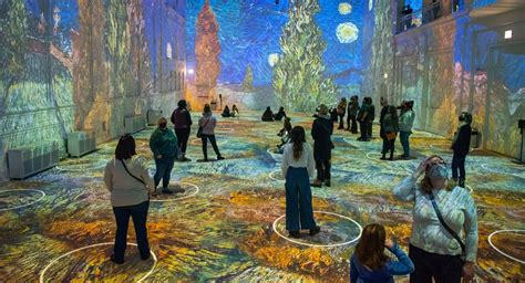 The US Premiere Of The Immersive Van Gogh Exhibit Is Now Open In Chicago