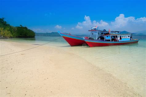 Pahawang Beach, Lampung Indonesia Stock Photo - Image: 48148256