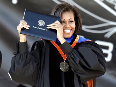 5 Reasons Why Michelle Obama Should Be President In 2020