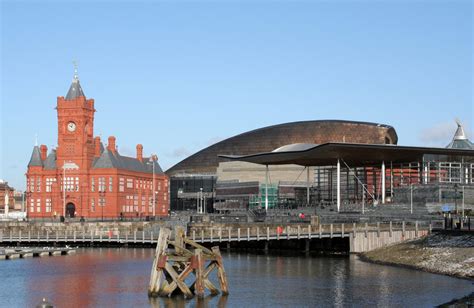 Senedd Members welcome plans for Welsh Parliament return - News