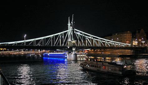 Budapest At Night Freedom Bridge - Free photo on Pixabay - Pixabay