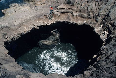 CULTURE - ART - HISTORY: >> A sea cave or littoral cave is a type of ...