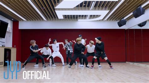 Stray Kids drop 'Thunderous' dance practice video | allkpop