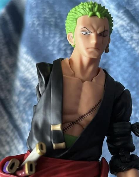 Do you think we’ll ever get an onigashima Zoro V2? : r/SHFiguarts