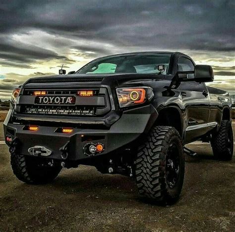 Lifted Toyota Tundra Trucks