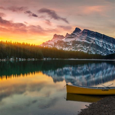 Two Jack Lake Wallpaper 4K, Banff National Park, Alberta