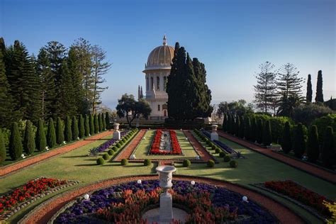 Shrine of the Bab and surrounding gardens | Bahai Forums