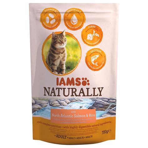 IAMS Naturally Cat Adult Salmon reviews | zooplus.co.uk