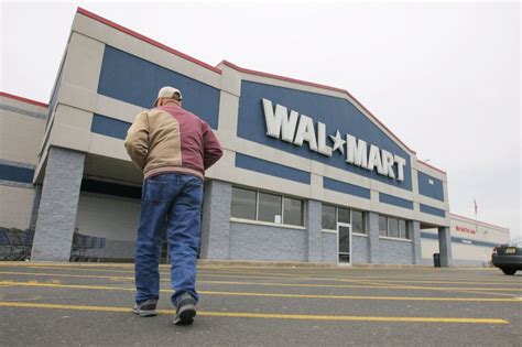 Wal-mart takes employee disdain to new lows: Editorial - nj.com