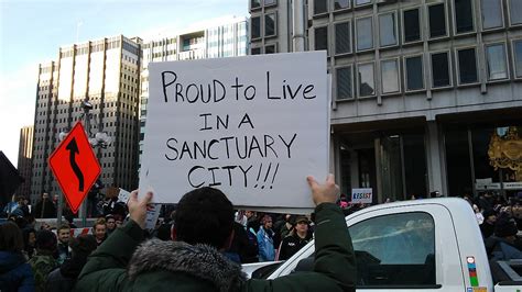 Sanctuary ordinances for undocumented immigrants do not increase crime – Work in Progress