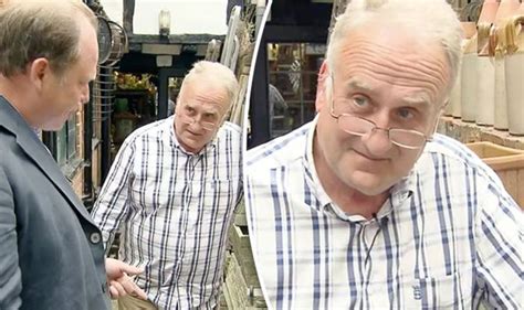 Antiques Road Trip dealer left SPEECHLESS after James Braxton makes ...