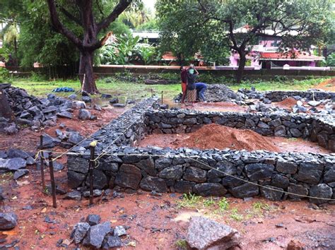 LIJOY JOHNSON VILLA @ Karuvannur: Random Rubble Masonry for Basement