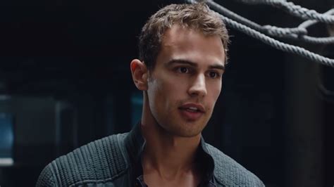 White Lotus’ Theo James Explains How The Divergent Franchise Negatively ...