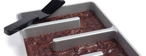 Baker's Edge Brownie Pan - All Edges! | Brownie, Brownie pan, Bakers