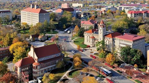 Off Campus: 3 Great College Towns Where You Can Study in the USA ...