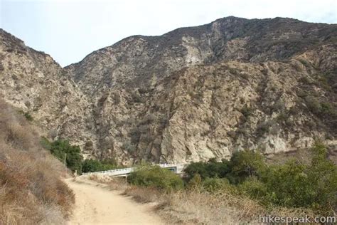 Henninger Flats vla Mount Wilson Toll Road | Los Angeles | Hikespeak.com