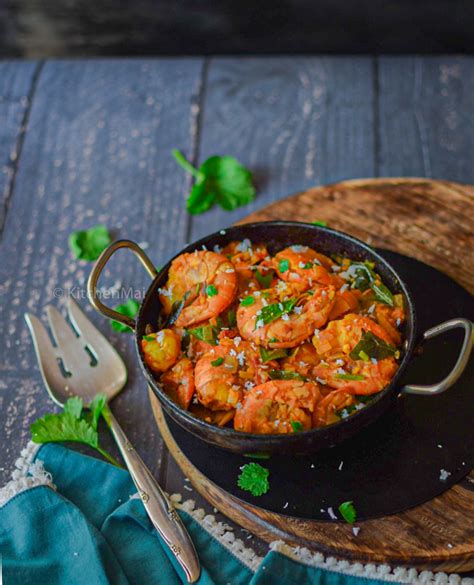 Spicy prawns masala with coconut – Kitchen Mai