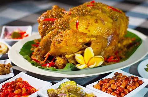 Bebek dan Ayam Betutu, Kuliner Khas Bali sejak Zaman Majapahit : Okezone Lifestyle