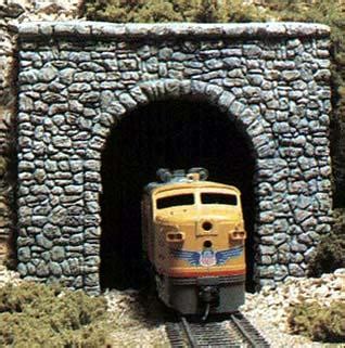 Woodland Random Stone Single Portal HO Scale Model Railroad Tunnel #c1255