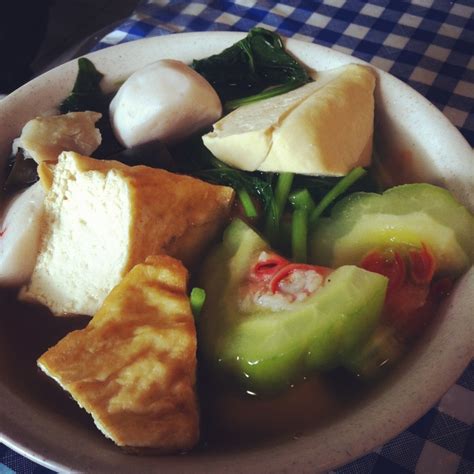 Vegetarian soup Yong Tau Foo with flat white noodles | Vegetarian soup, Singapore food, Vegetarian