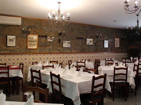 21 Best Restaurants in Porto, According to Locals