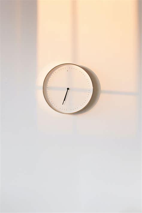 Modern Art Deco, Modern Wall, Clock In Living Room, Photography Ideas At Home, Clock Wallpaper ...