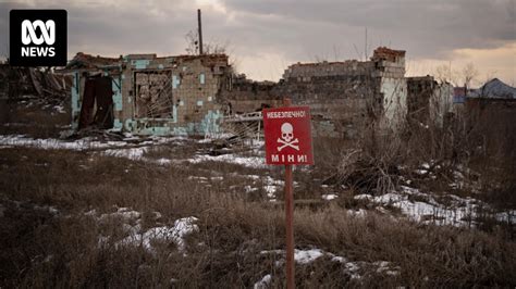 Russia is expanding its use of landmines in Ukraine but removing them ...