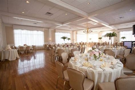 Nashua Country Club - Country Club Weddings - Nashua, NH - WeddingWire