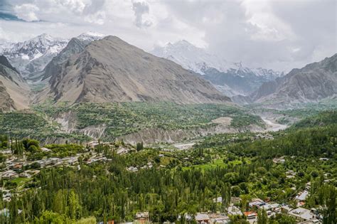 Hunza Valley travel guide - The Switzerland of Pakistan