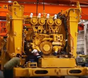 Industrial History: Building a Cat 797 Dump Truck, Time Lapse